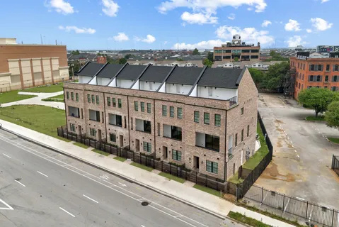 $794,900 | 2401 Canton Street, Unit 1003, Dallas, TX 75201