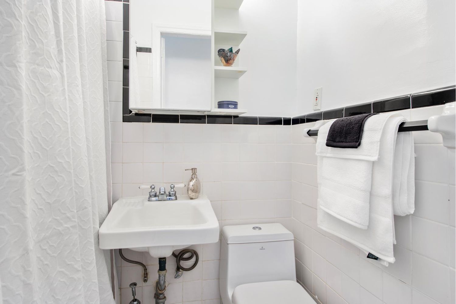 244 Riverside Drive, Unit 6K Manhattan, NY 10025 - Photo 10 of 11