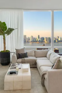 $6,790,000 | 111 Murray Street, Unit 35W | TriBeCa