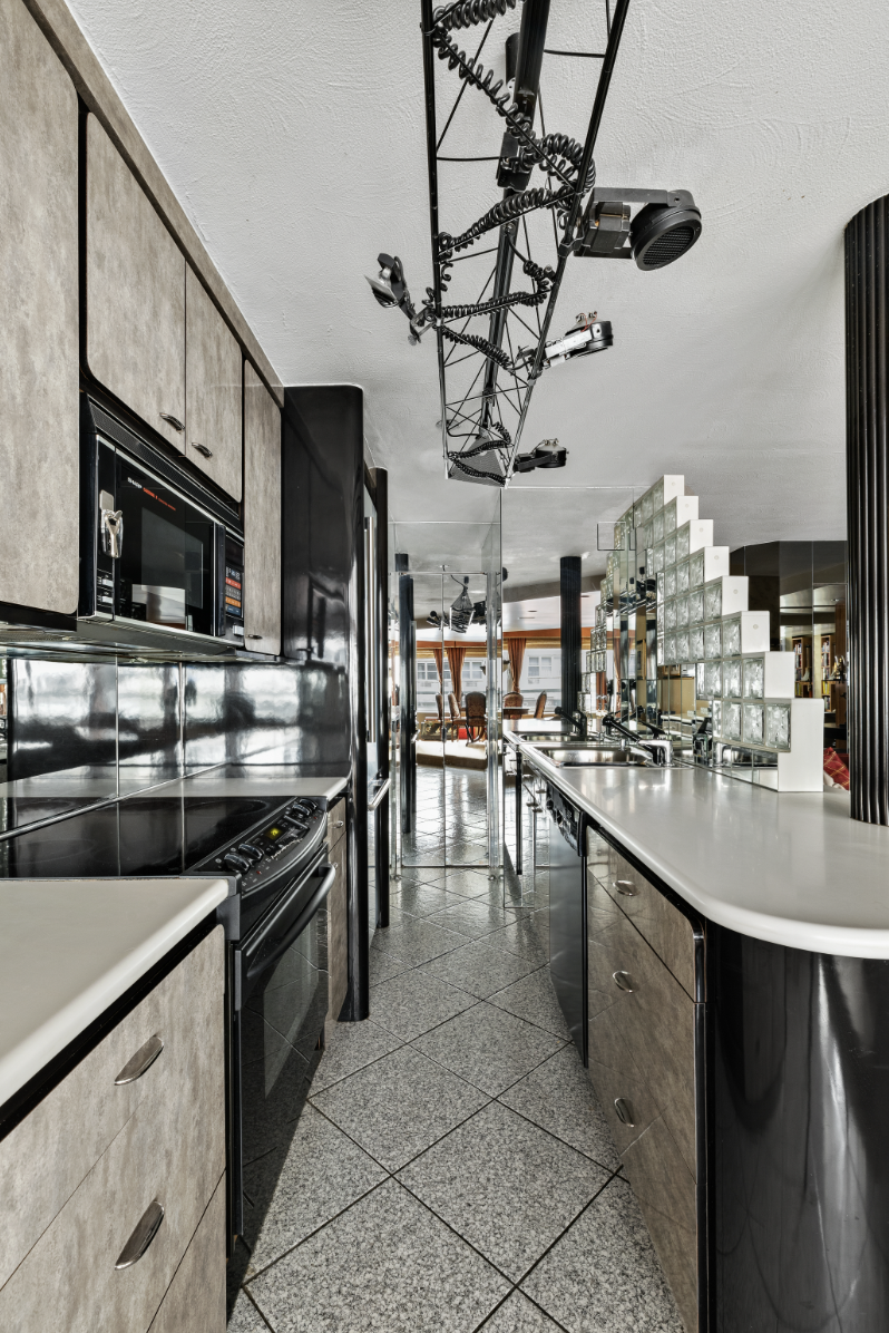 363 East 76th Street, Unit 2F Manhattan, NY 10021 - Photo 3 of 12