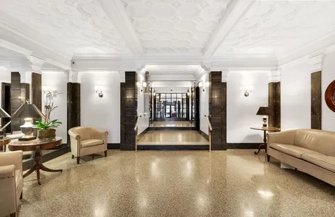 $2,200,000 | 115 East 86th Street, Unit 22 | Upper East Side