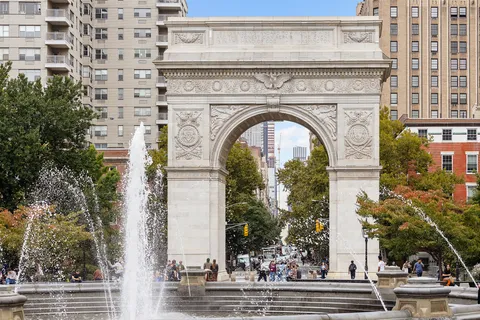 $1,175,000 | 11 5th Avenue, Unit 7S | Greenwich Village