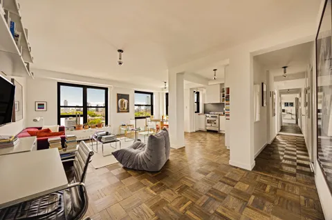 $875,000 | 209 Clinton Avenue, Unit 14B | Clinton Hill