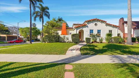 $1,299,000 | 1451 Stearns Drive, Los Angeles, CA 90035