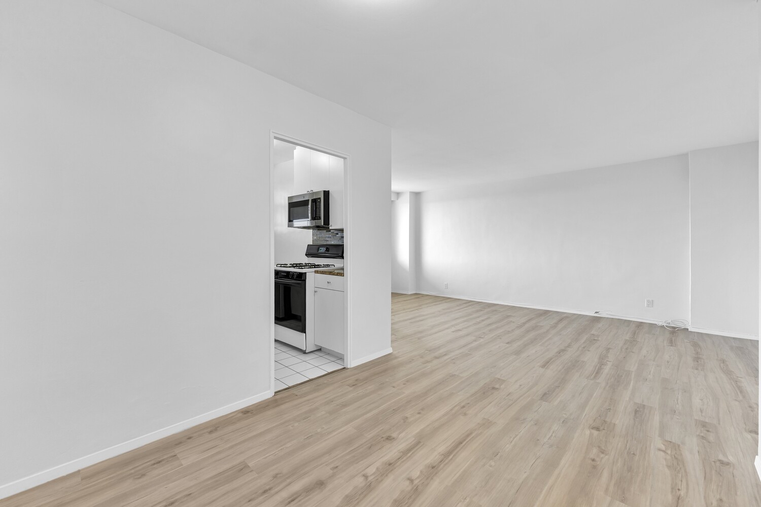 5700 Arlington Avenue, Unit 10D Bronx, NY 10471 - Photo 2 of 19 Gallery Image 2