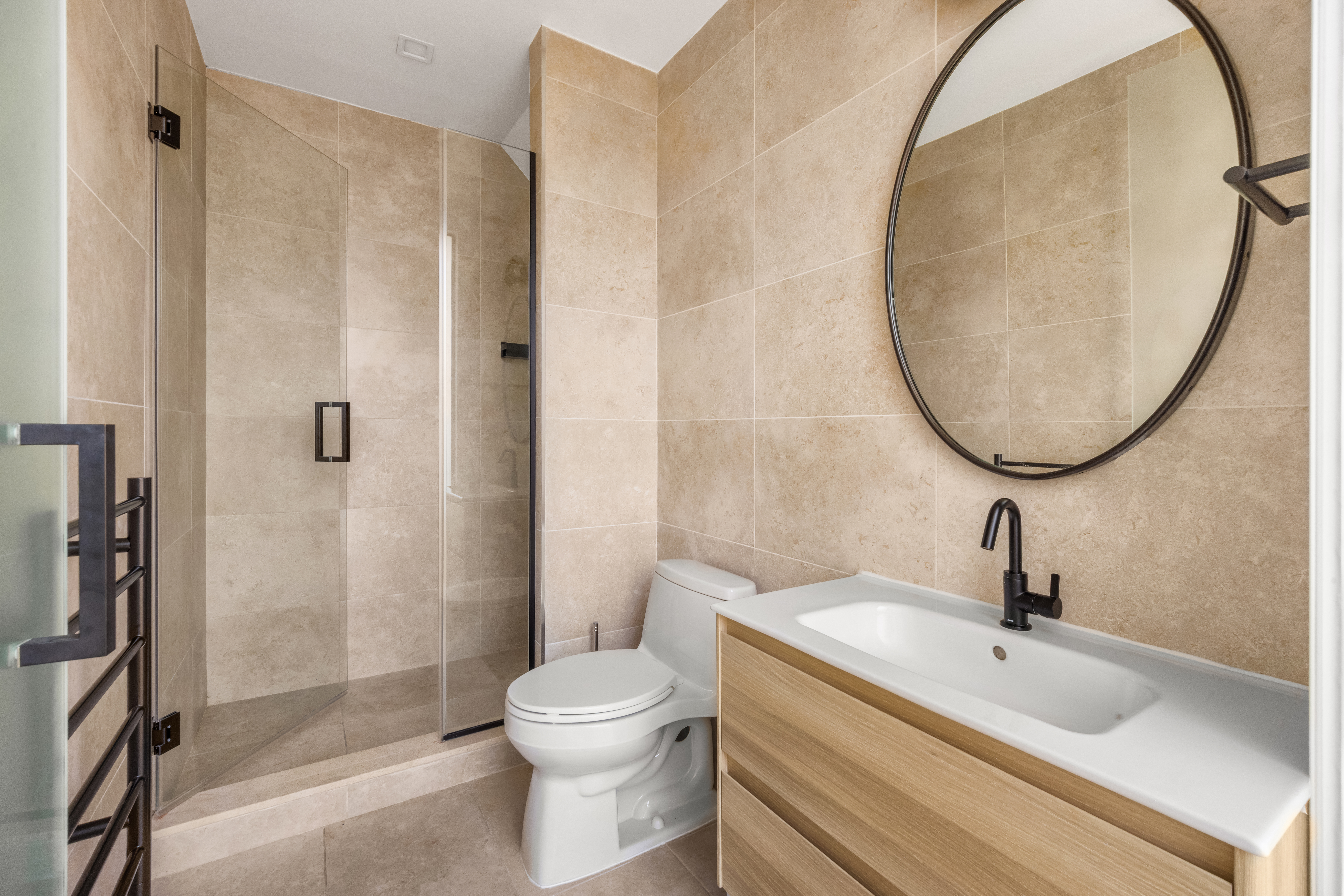 205 Freeman Street, Unit PH4A Brooklyn, NY 11222 - Photo 10 of 15 Gallery Image 10