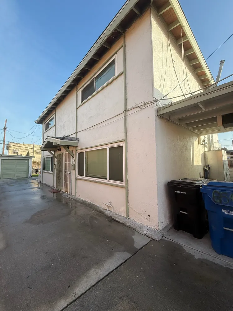 $1,300,000 | 6544 South Victoria Avenue, Los Angeles, CA 90043