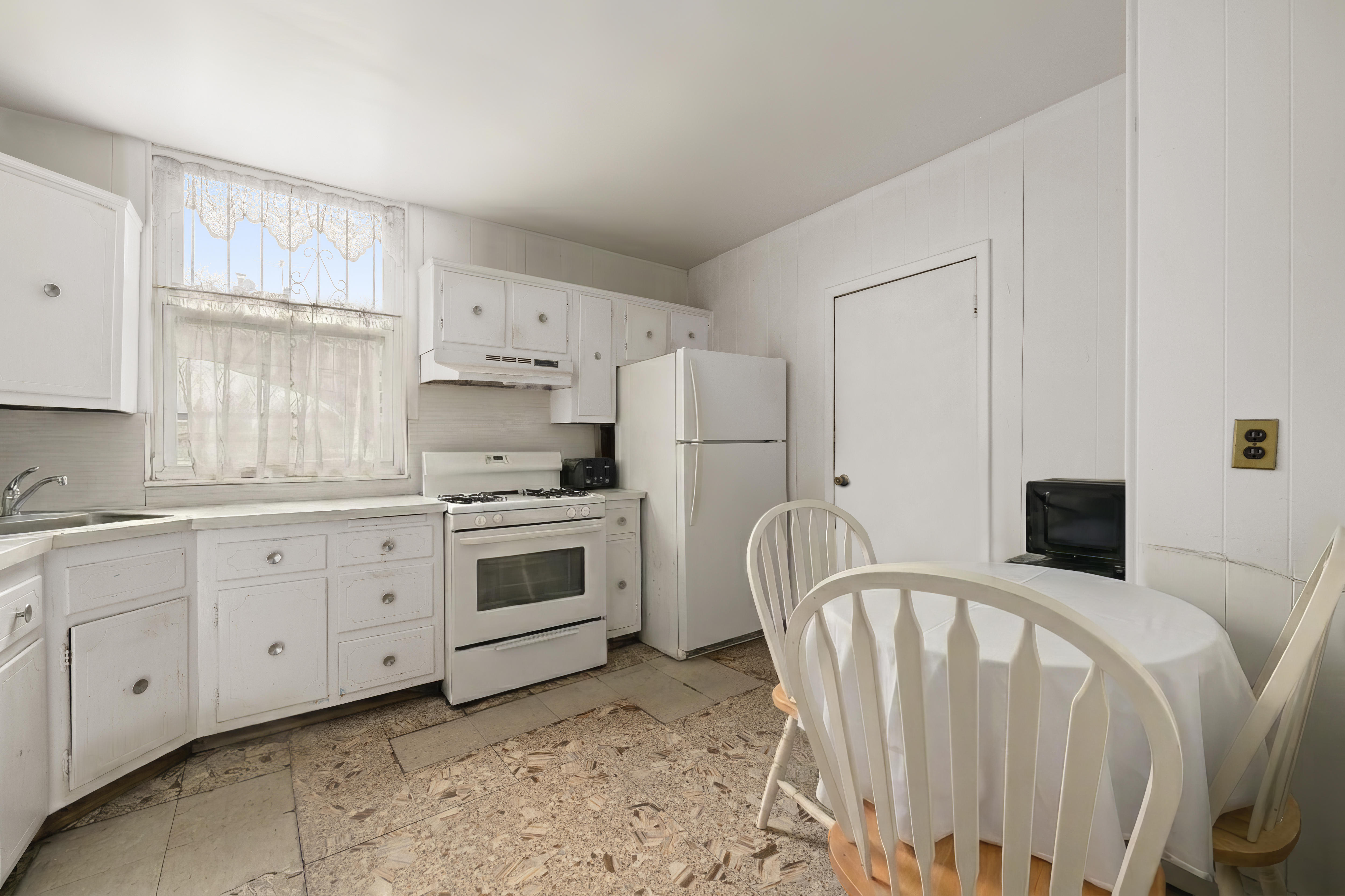 250 Midwood Street Brooklyn, NY 11225 - Photo 7 of 25