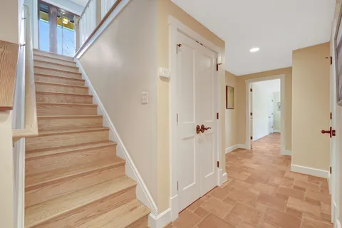 $1,875,000 | 1432 Waggaman Circle, McLean, VA 22101