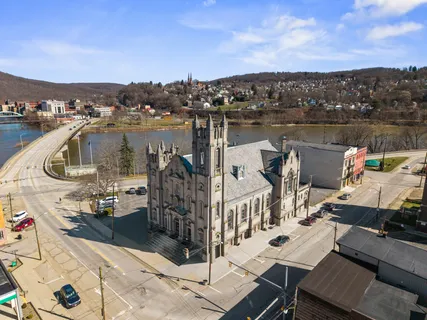 $300,000 | 21 State Street, Oil City, PA 16301