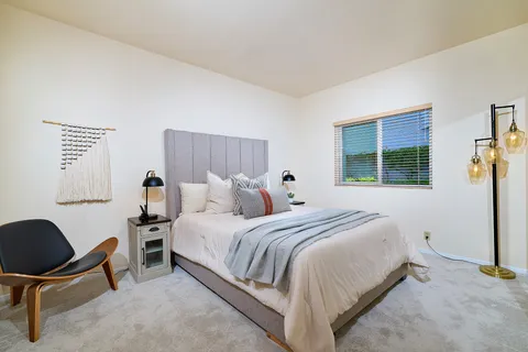 $985,000 | 11037 Caminito Vista Pacifica, San Diego, CA 92131