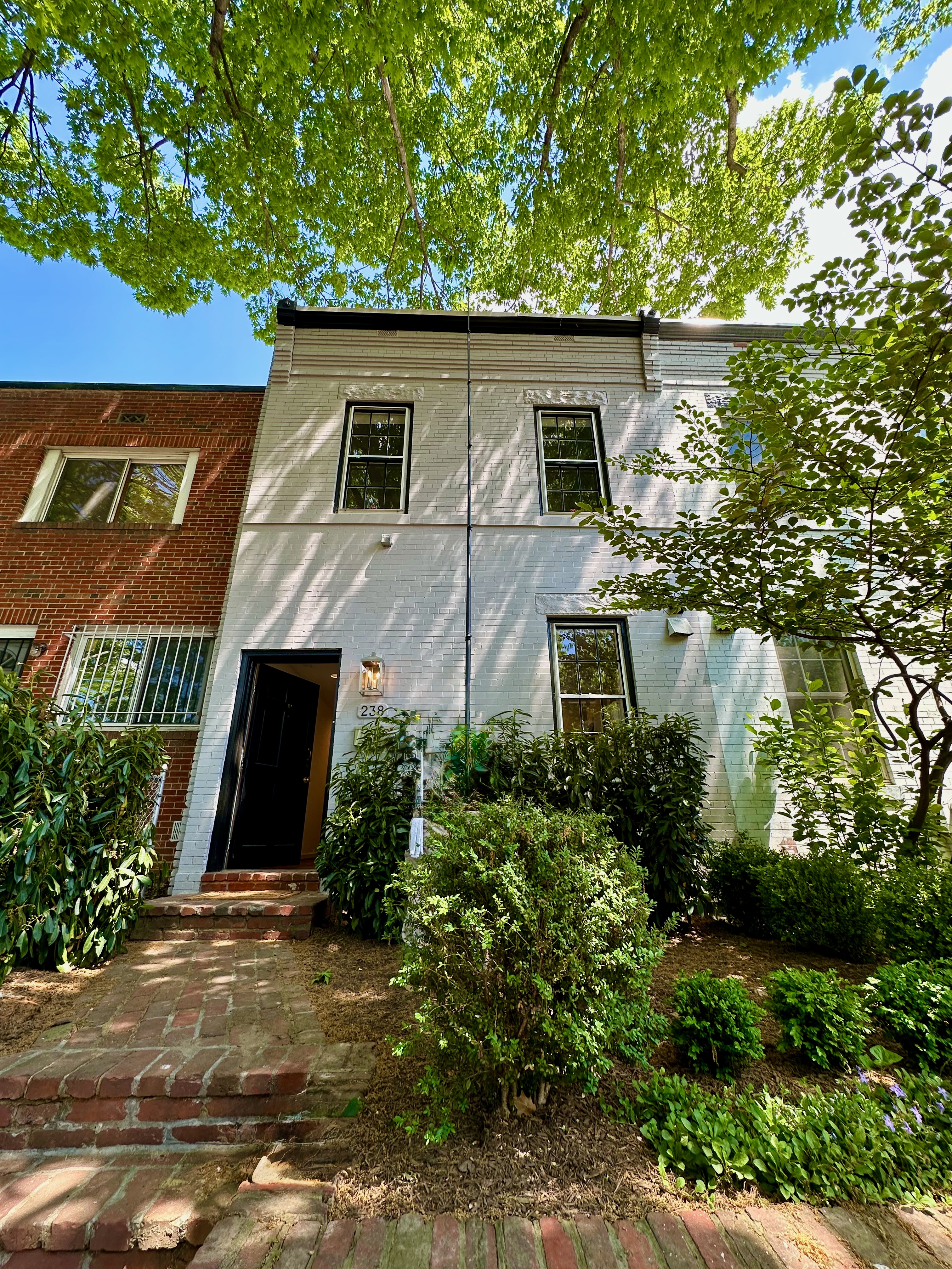 238 14th Street Southeast Washington, DC 20003 - Photo 2 of 2