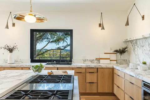 $2,850,000 | 559 East Spring Street, Napa, CA 94559