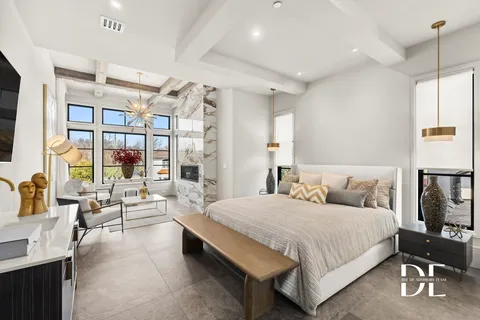 $3,395,000 | 52 Nicolosi Loop | Huguenot