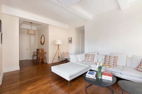 $2,600,000 | 25 5th Avenue, Unit 12F | Greenwich Village