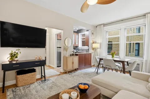 $415,000 | 2010 Kalorama Road Northwest, Unit 304, Washington, DC 20009