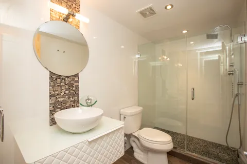 $515,000 | 1800 Old Meadow Road, Unit 813, McLean, VA 22102