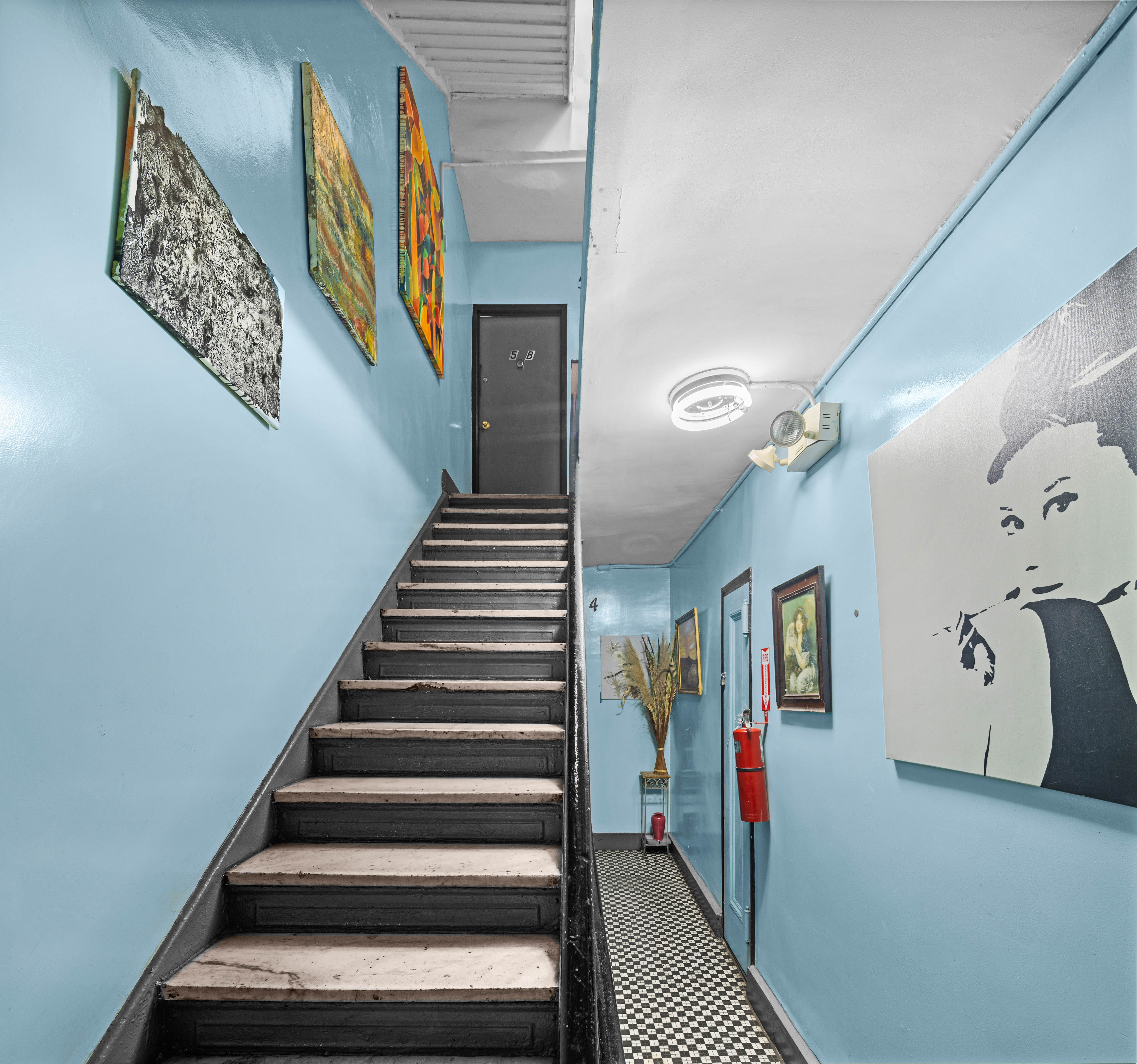 120 Suffolk Street, Unit 5B Manhattan, NY 10002 - Photo 2 of 14 a view of entryway