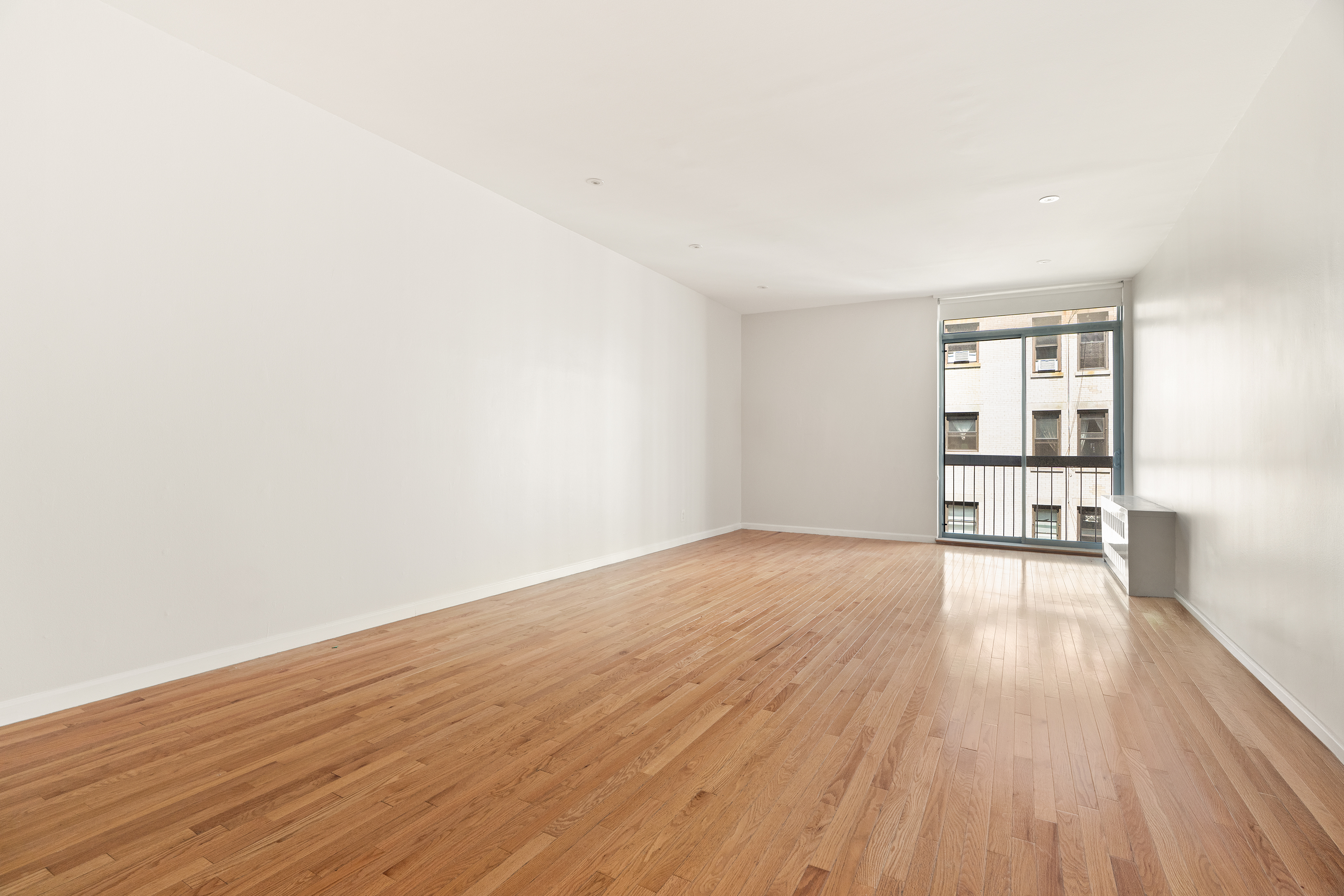 184 Thompson Street, Unit 4E Manhattan, NY 10012 - Photo 7 of 9
