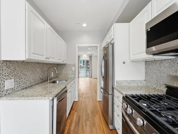 $8,000 | 2127 Newport Place Northwest, Washington, DC 20037