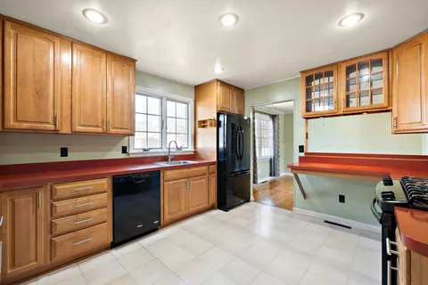 $489,900 | 2407 Larkwood Drive, Wilmington, DE 19810