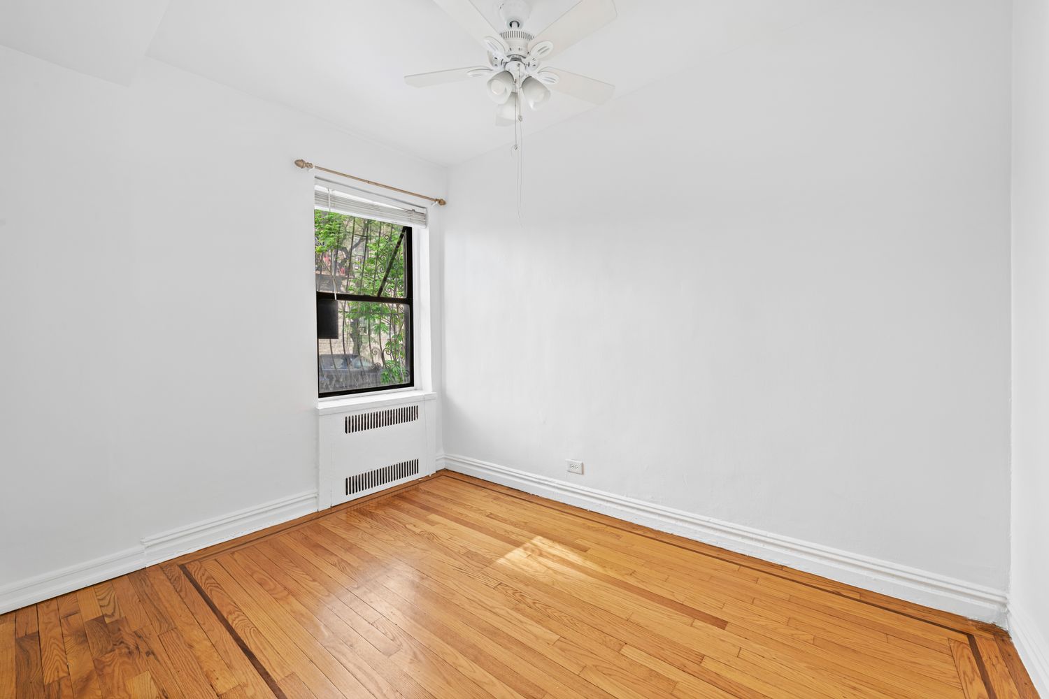 $2,100 | 2506 Davidson Avenue, Unit 1C | Fordham Manor