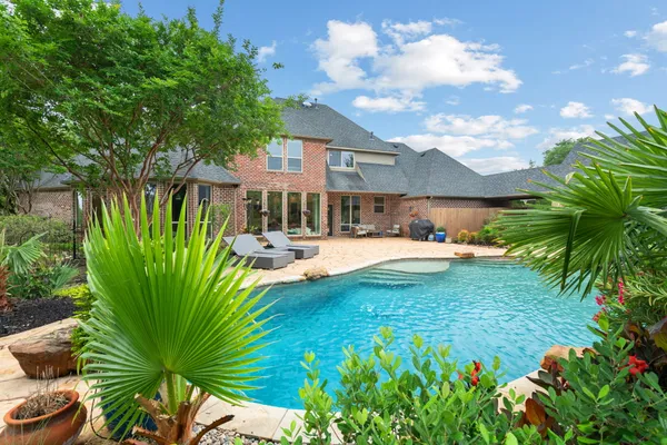$1,075,000 | 533 Loma Vista Drive, Heath, TX 75032