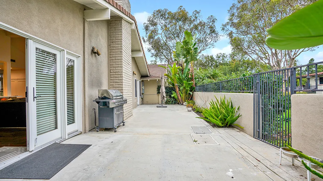 $2,000,000 | 2208 Fortuna, Newport Beach, CA 92660