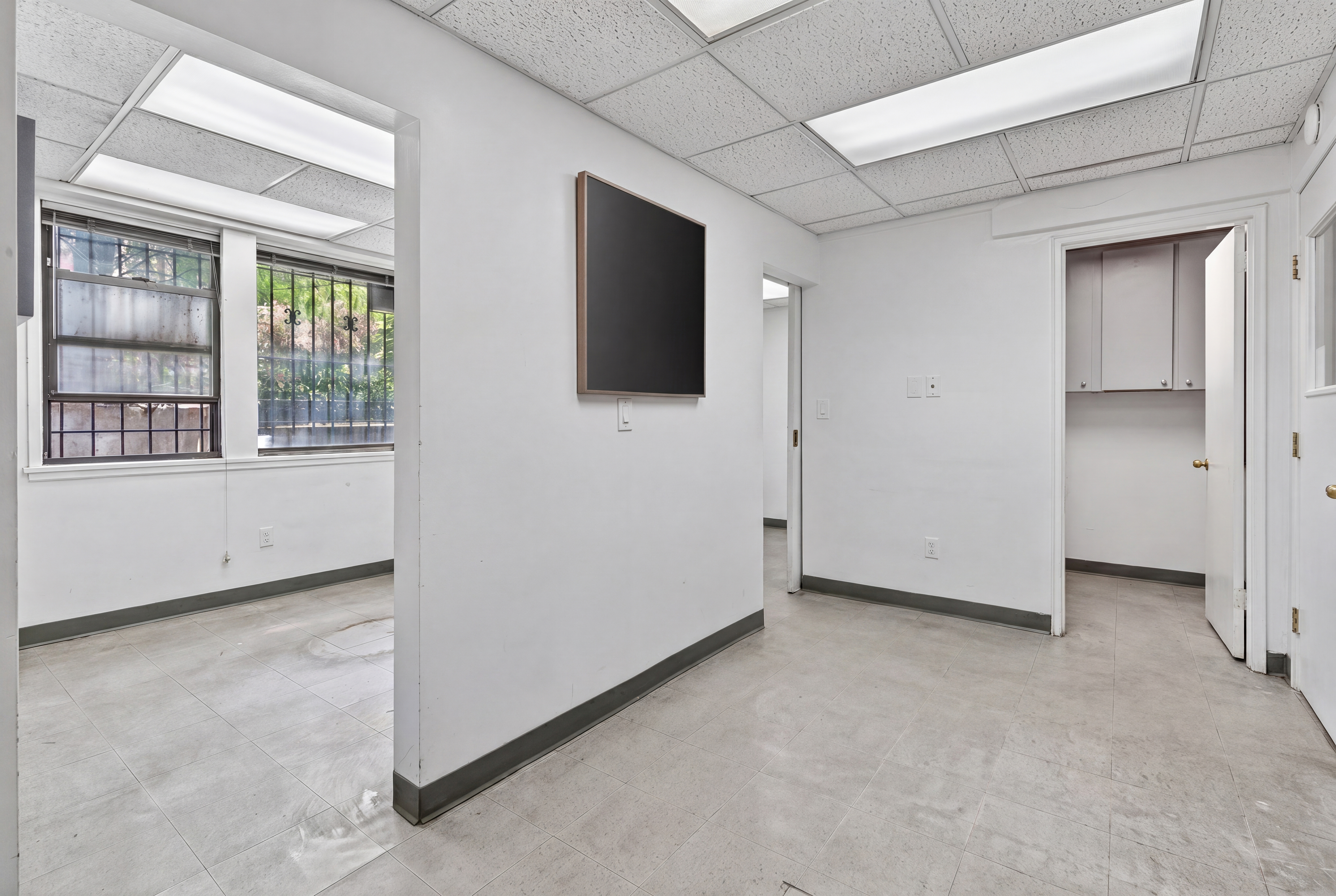 55 East 9th Street, Unit 1F Manhattan, NY 10003 - Photo 3 of 17