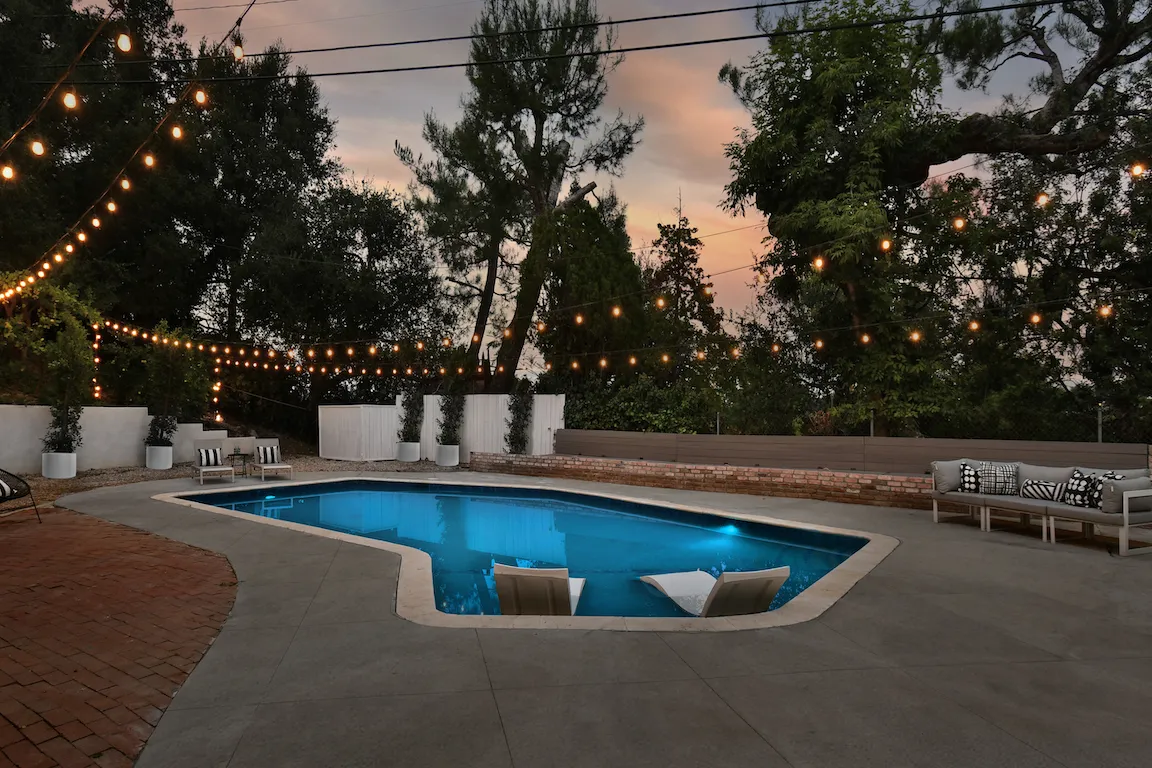 $2,599,000 | 4053 Harclare Lane, Encino, CA 91436