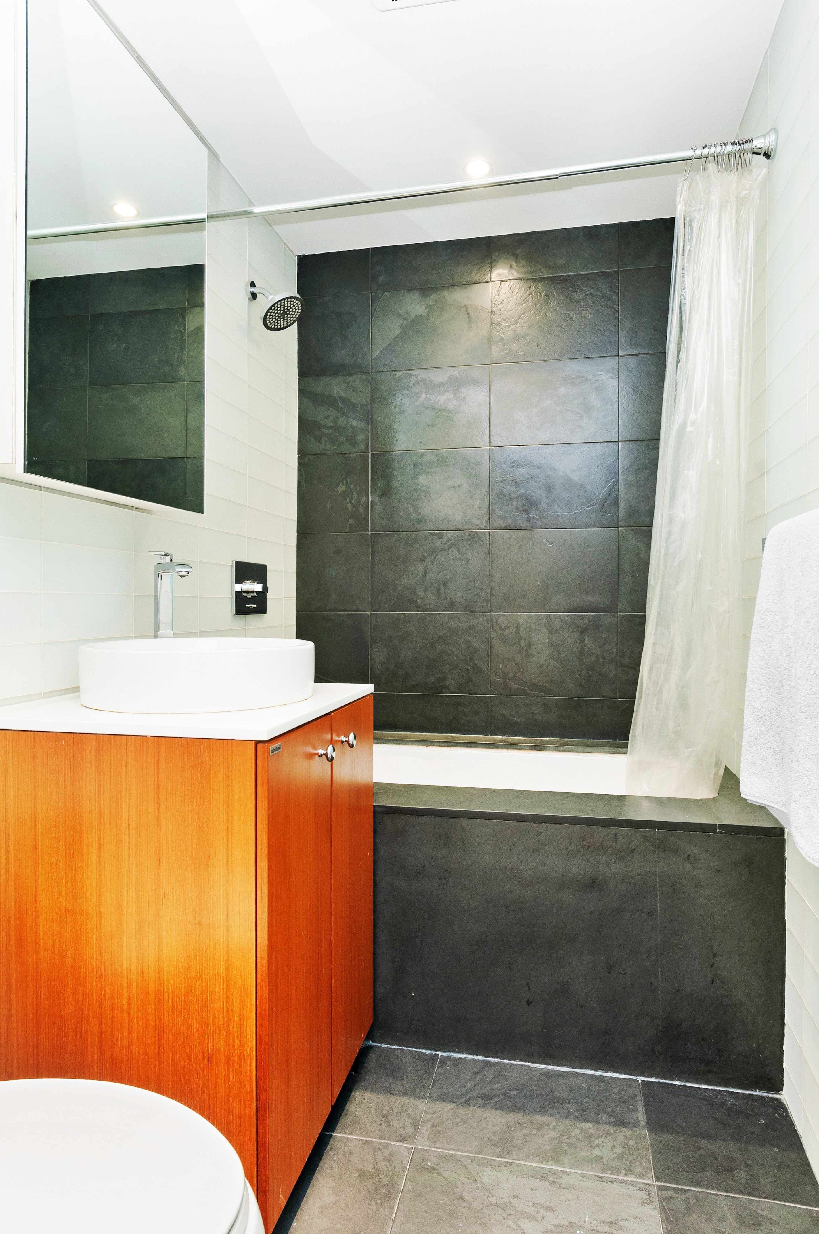 425 East 13th Street, Unit 1A Manhattan, NY 10009 - Photo 7 of 12