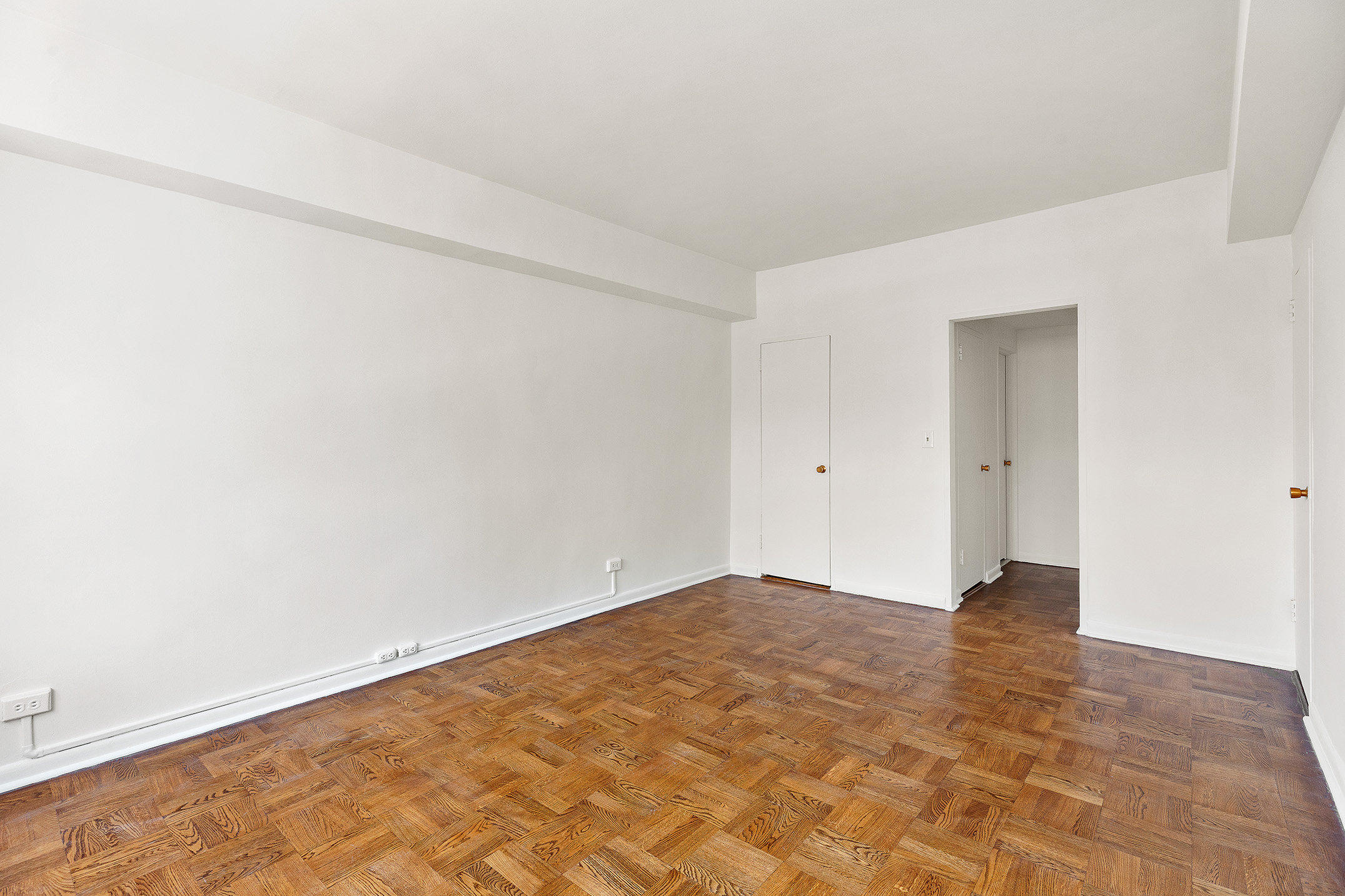 25 Sutton Place South, Unit 20C Manhattan, NY 10022 - Photo 6 of 11