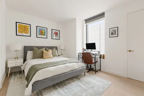 $1,495,000 | 3 Court Square, Unit 1905 | Long Island City