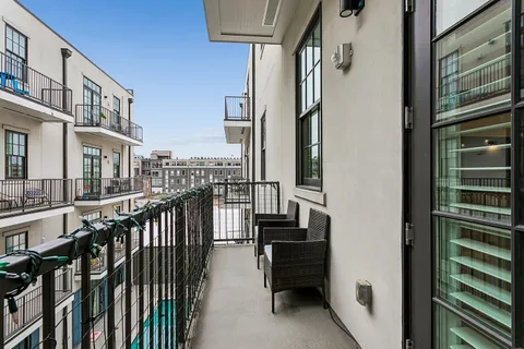 $725,000 | 731 St Charles Avenue, Unit 413, New Orleans, LA 70130