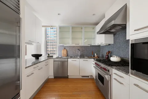 $3,250,000 | 130 Fulton Street, Unit 9B | Financial District