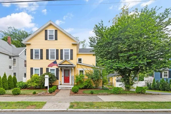$939,000 | 288 Albion Street, Wakefield, MA 01880