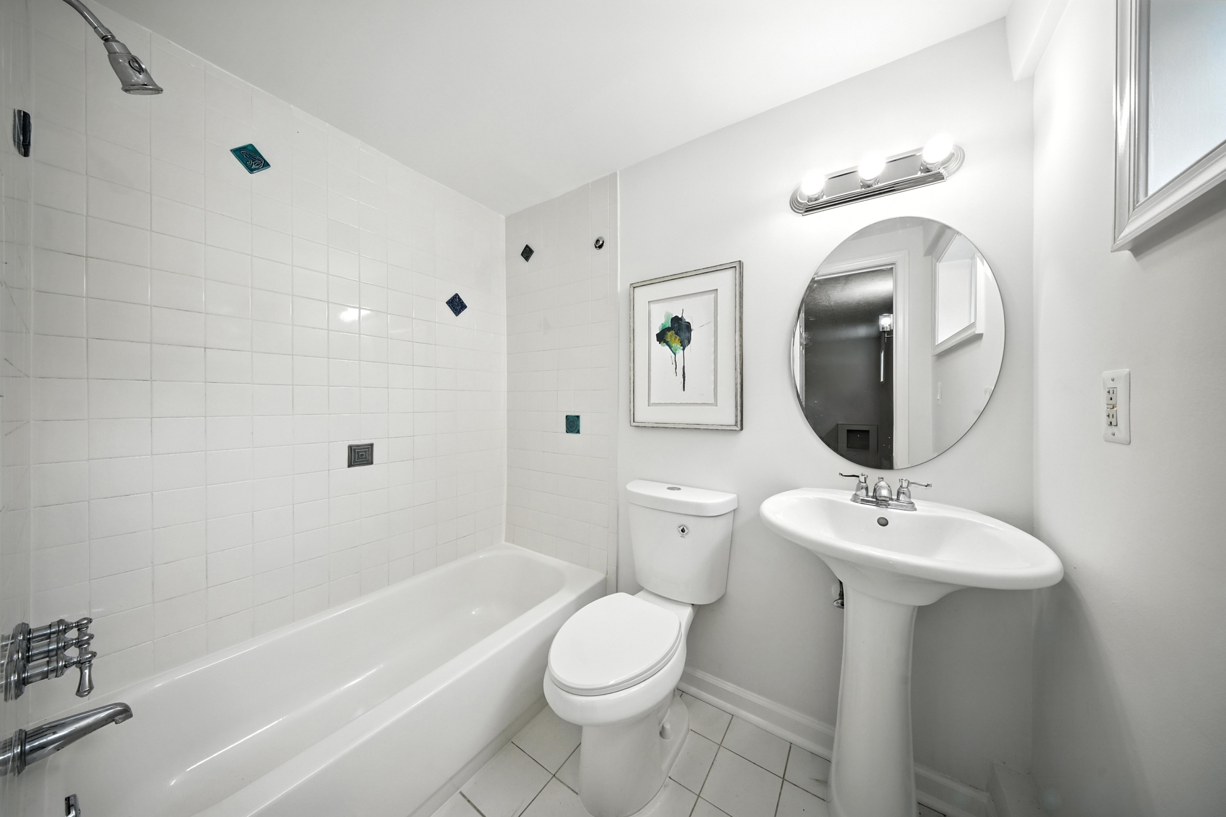 4505 Park Road Alexandria, VA 22312 - Photo 66 of 80 a bathroom with a sink toilet and shower