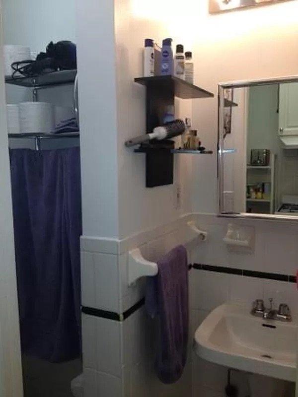 317 East 75th Street, Unit 22 Manhattan, NY 10021 - Photo 6 of 7