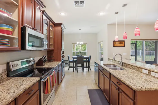 $599,900 | 11337 Great Commission Way, Orlando, FL 32832