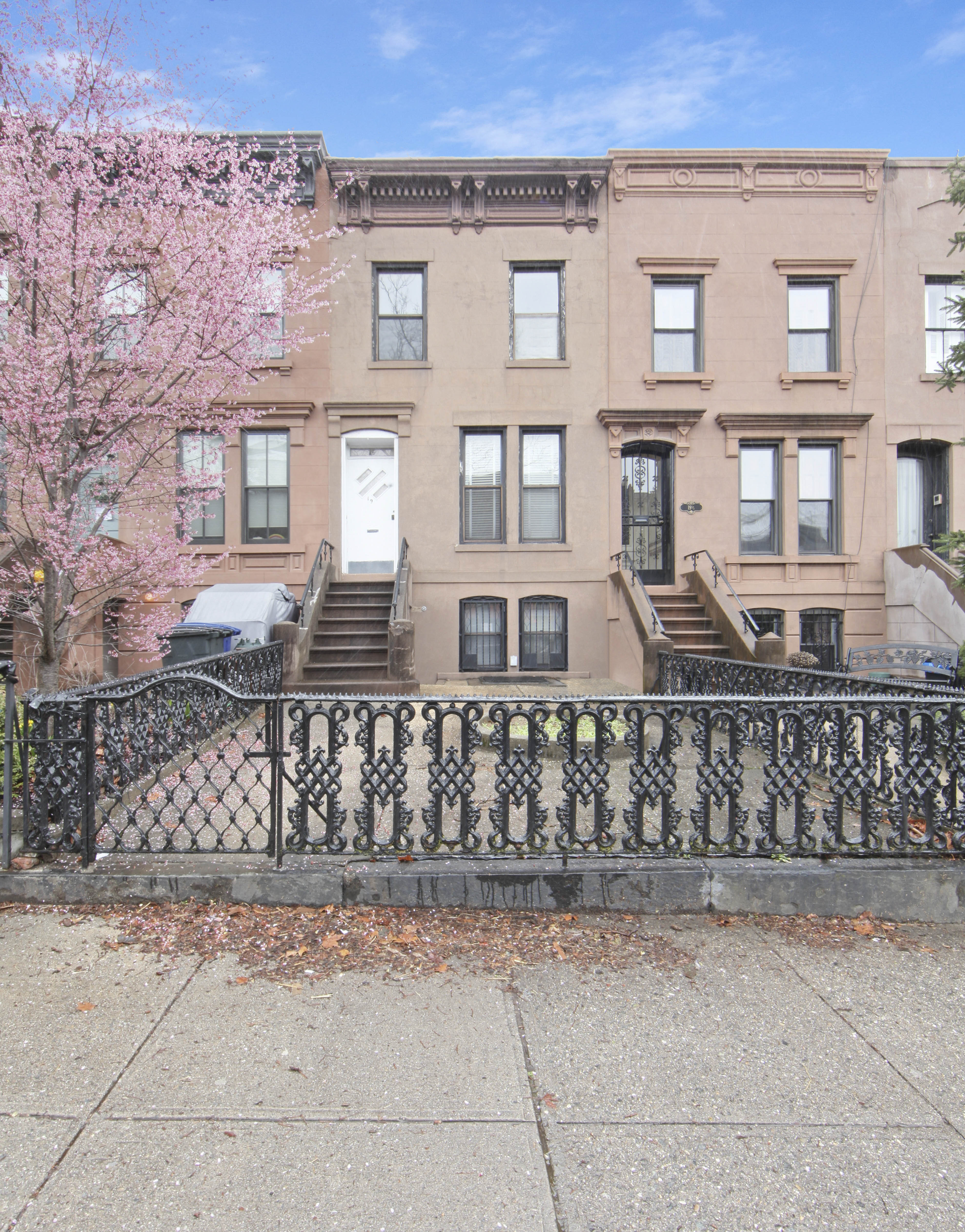 19 2nd Street Brooklyn, NY 11231 - Photo 1 of 8