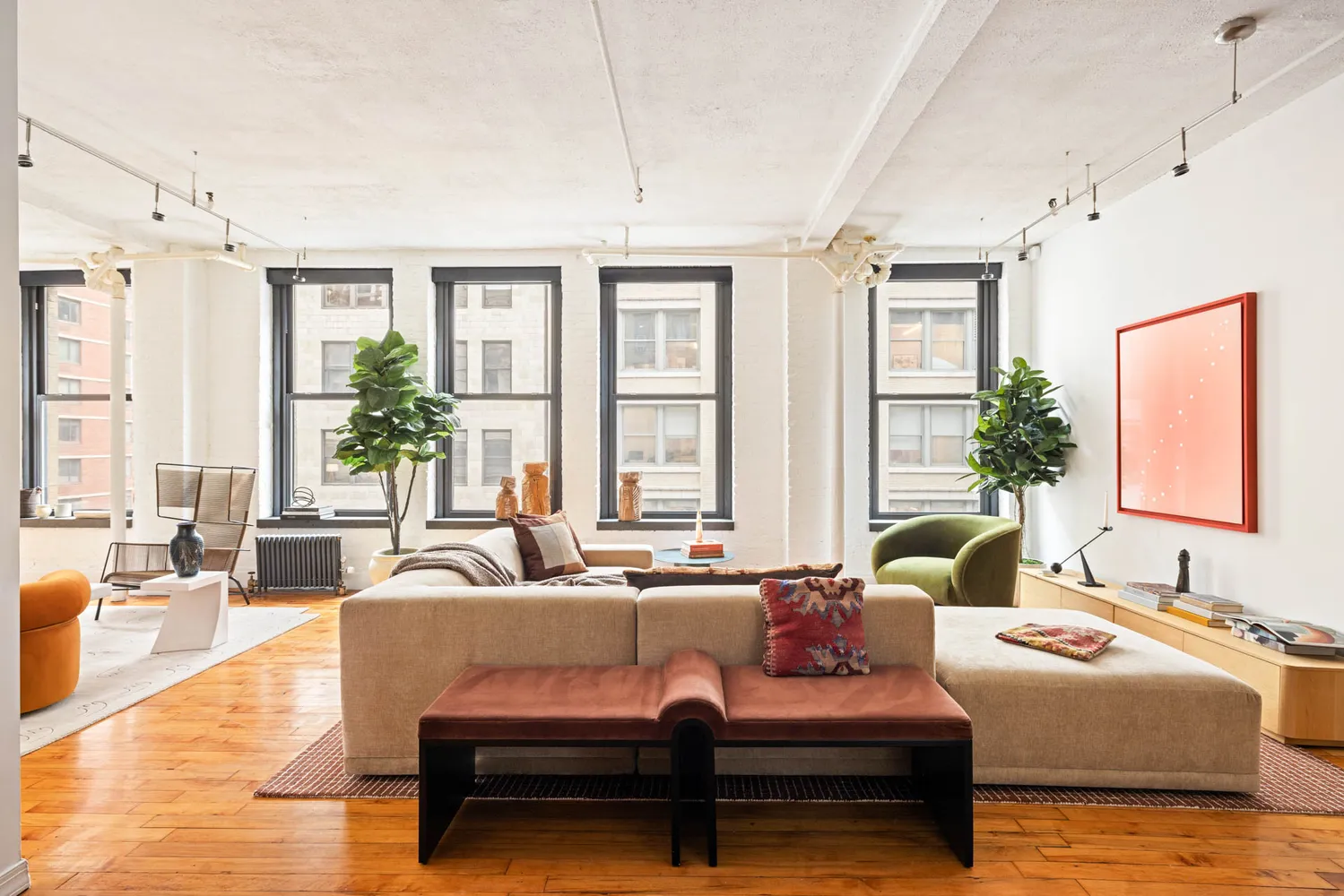 $2,680,000 | 40 West 24th Street, Unit 6N | Flatiron