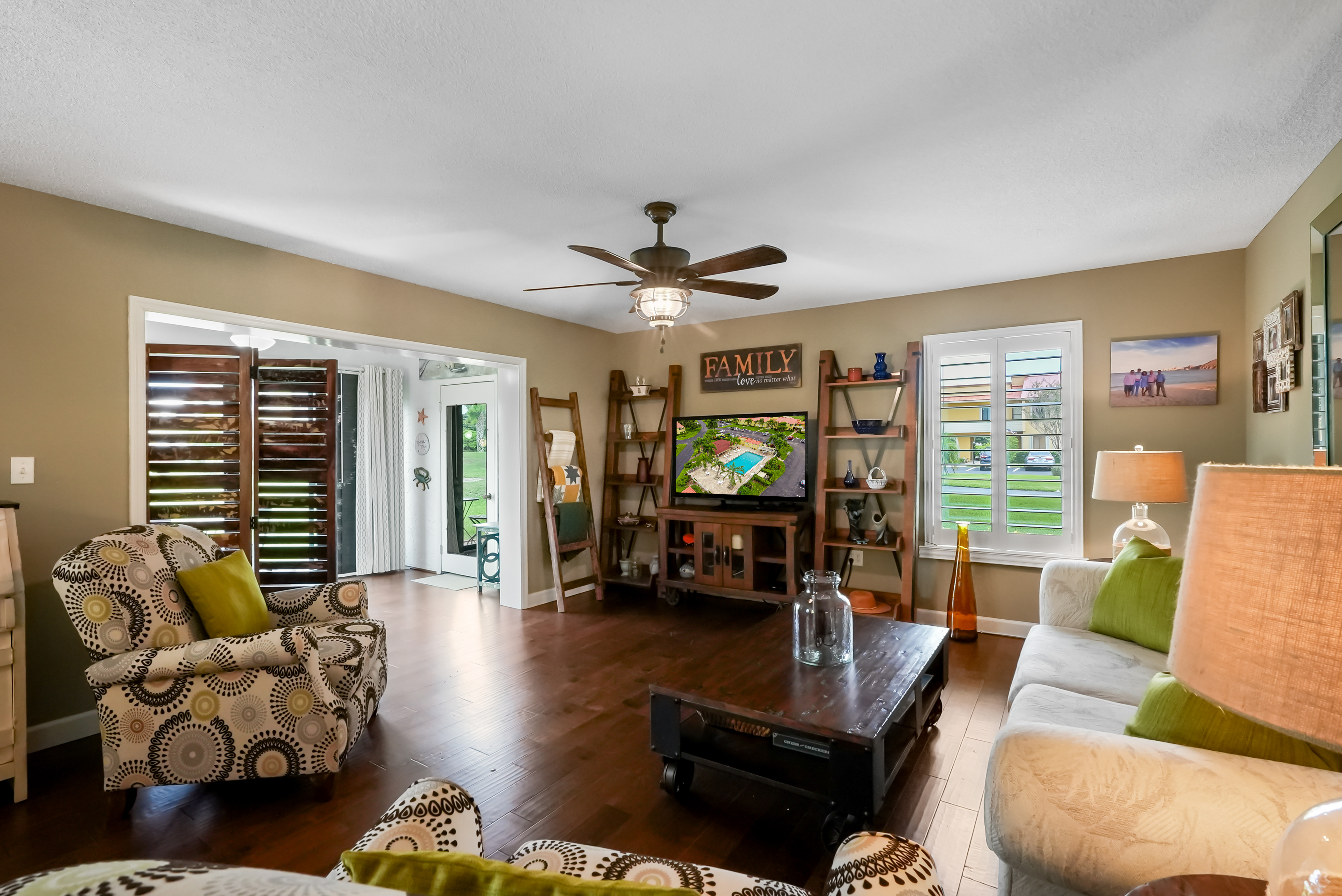 5363 Southeast Miles Grant Road, Unit 106 Stuart, FL 34997 - Photo 4 of 28