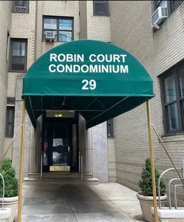 $899,000 | 29 West 65th Street, Unit 2H | Upper West Side