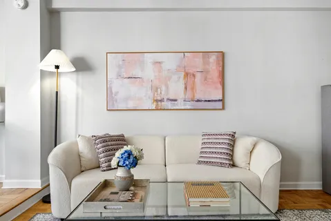 $795,000 | 7 Lexington Avenue, Unit 12F | Gramercy