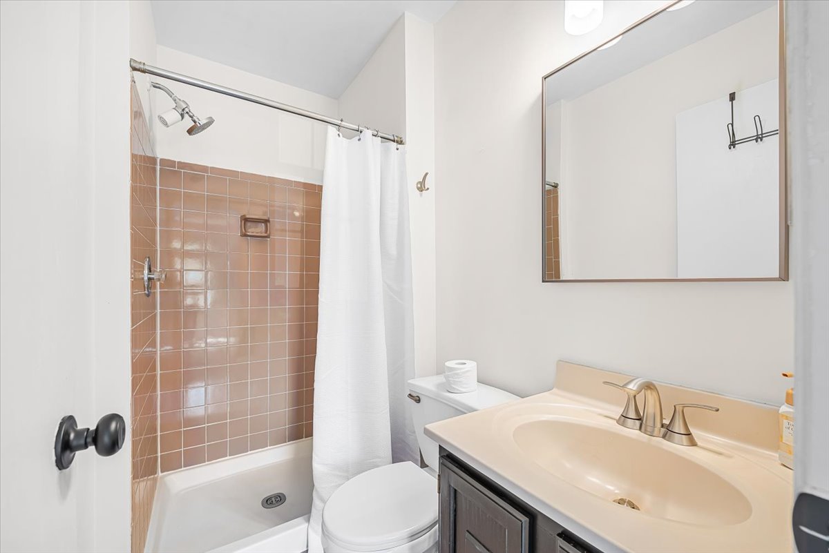 1914 Dennis Avenue Silver Spring, MD 20902 - Photo 16 of 28