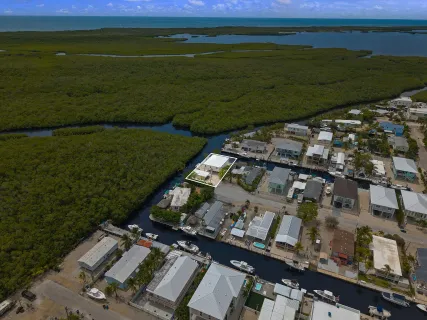 $1,689,000 | 365 Loeb Avenue, Key Largo, FL 33037