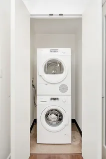 $1,850,000 | 225 East 34th Street, Unit 5E | Murray Hill