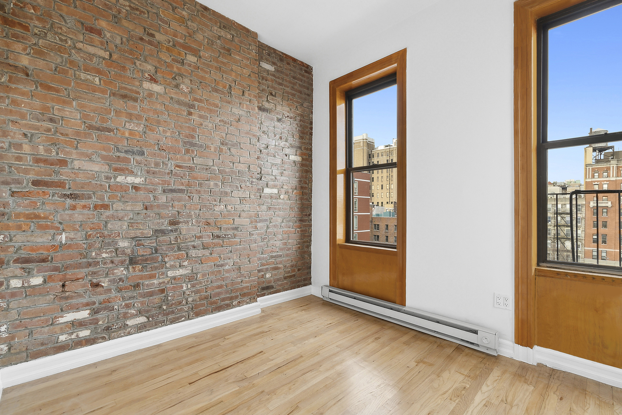 326 East 11th Street, Unit 17 Manhattan, NY 10003 - Photo 4 of 7