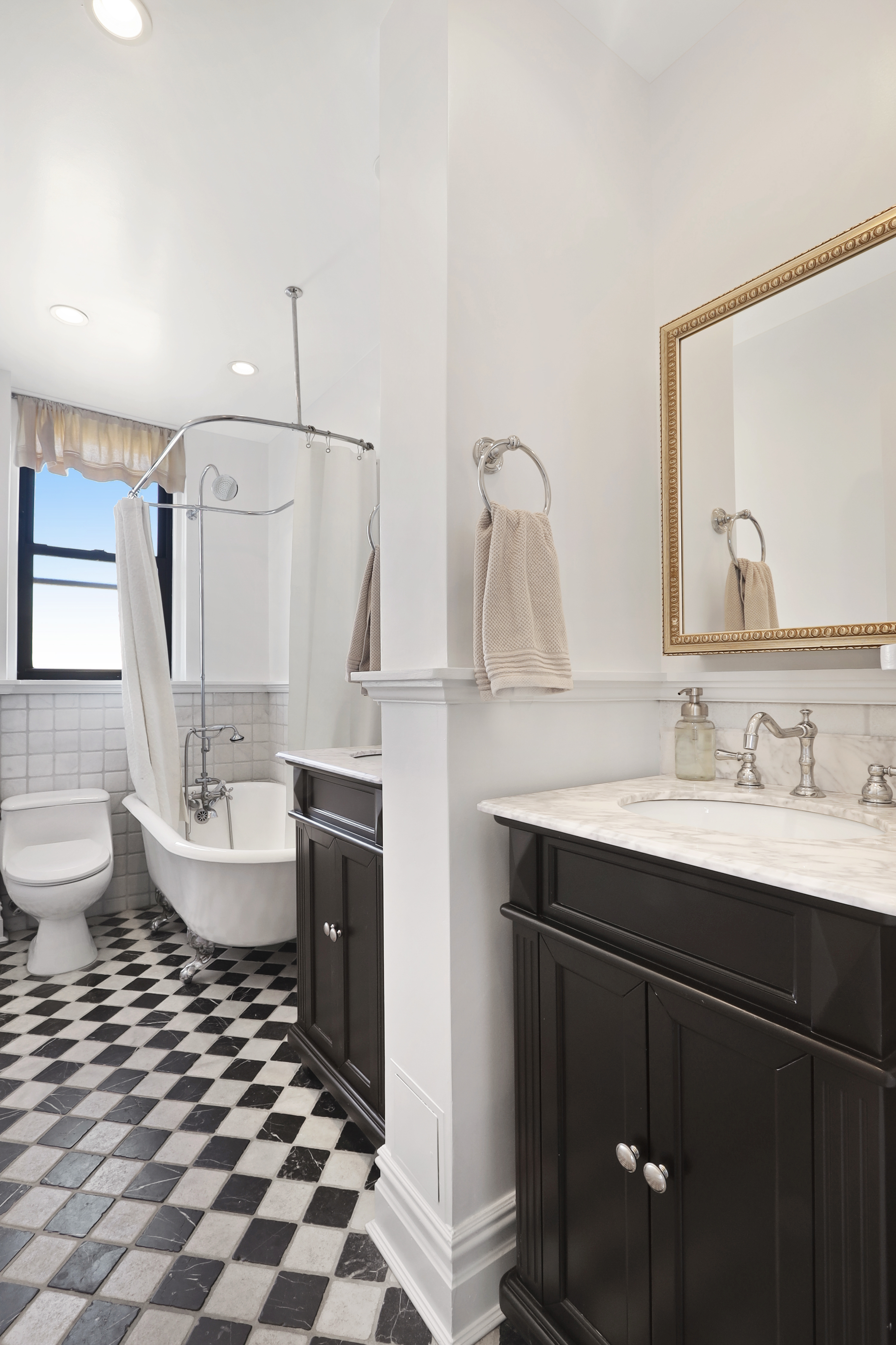 41 West 96th Street, Unit 13D Manhattan, NY 10025 - Photo 7 of 12