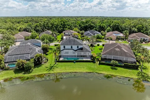 $949,000 | 826 Honeyflower Loop, Bradenton, FL 34212